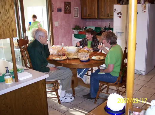 f00044-the-family-2174.webp
